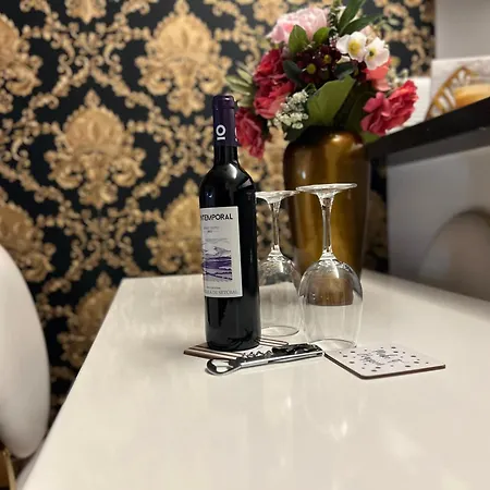 Oriente River By Paula Vaz *